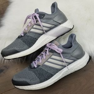 Adidas Ultra Boost Womens Size 7.5